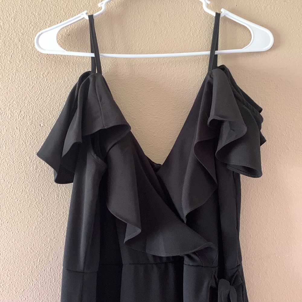 Emma & Michele Black Sleeveless Jumpsuit Size 10 - Picture 2 of 7